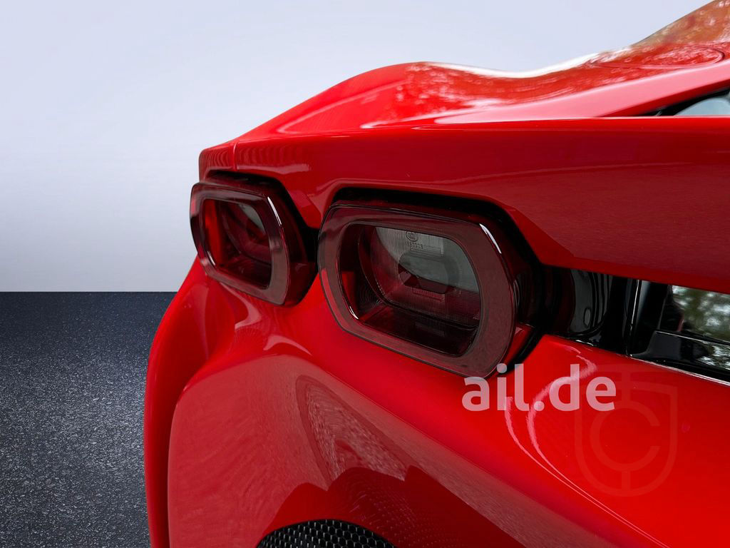 Ferrari SF90 Spider Carbon Racing Seats