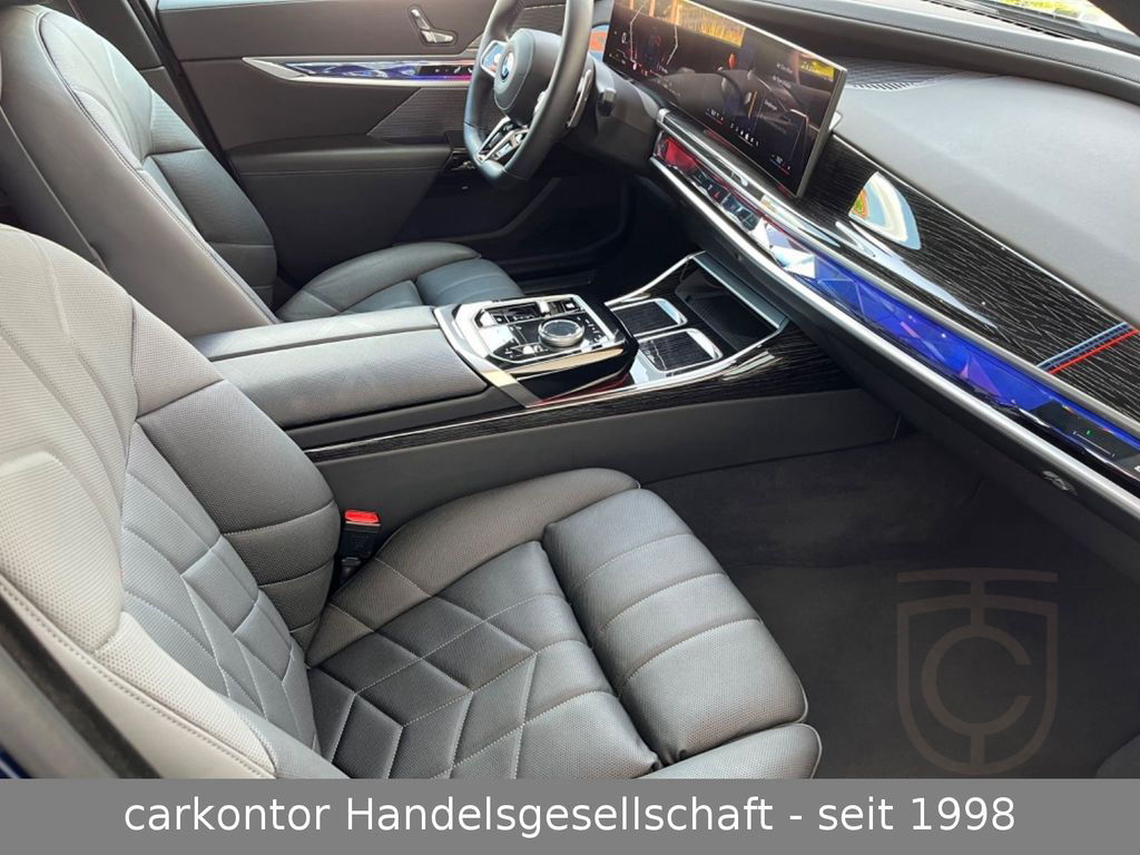 BMW 740d xDr. *M SPORTPAKET*FOND ENT*AUTOMATIKTÜREN*