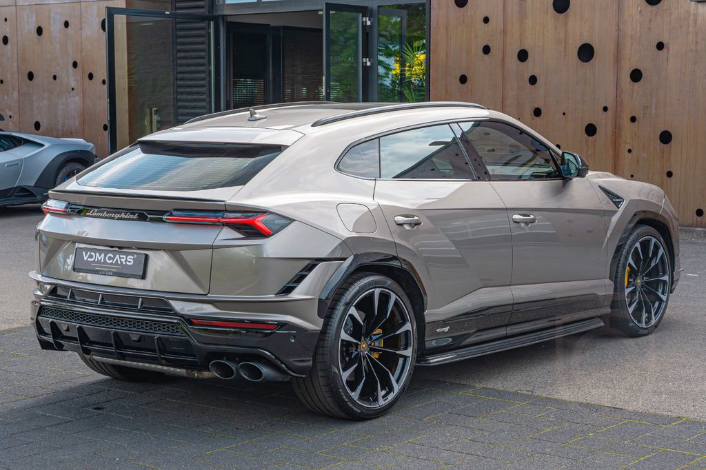 Lamborghini Urus 4.0 V8 S | Style Pack | Massage| B&O|SOFORT