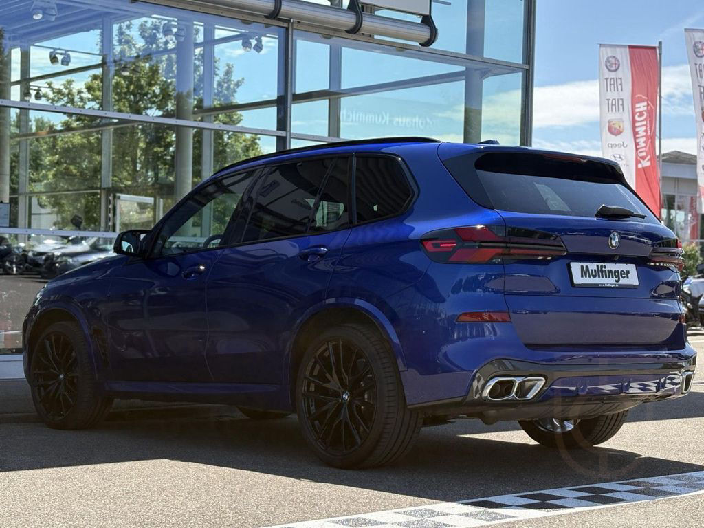 BMW X5 M60i IntAktLenk.HUD SurView Bow+Wil.Soft 22"