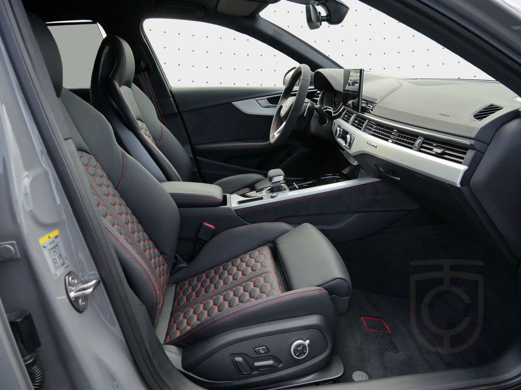 Audi RS 4 Avant qu. 280km/h*RS-Dynamik*B&O*HuD*Matrix