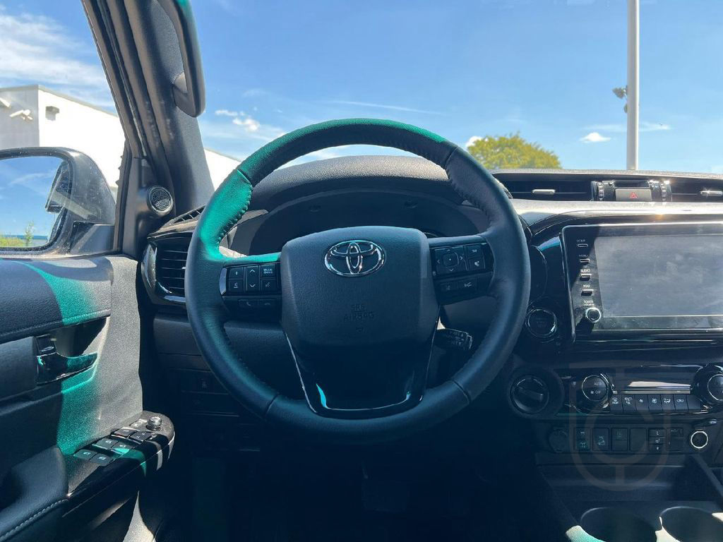 Toyota Hilux Double Cab Style 4x4