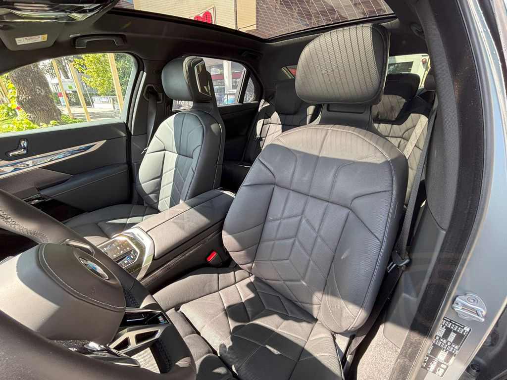 BMW 740 Baureihe 7 Lim 740 d xDrive M Sport