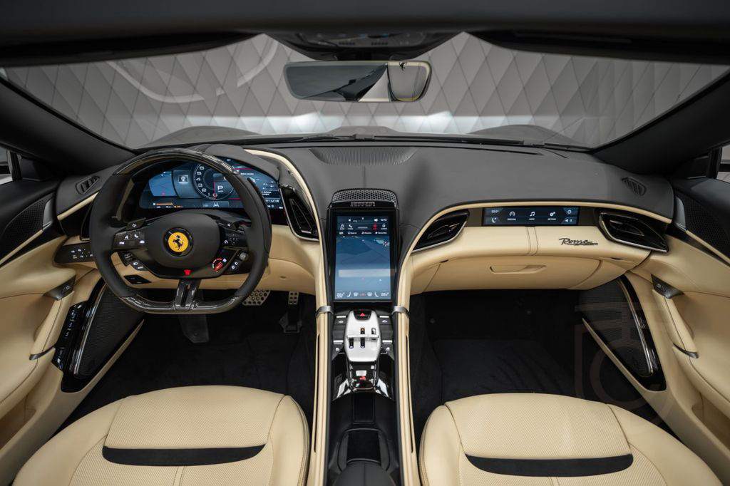Ferrari Roma Spider 2025 GREY/BEIGE XLED CAMERA