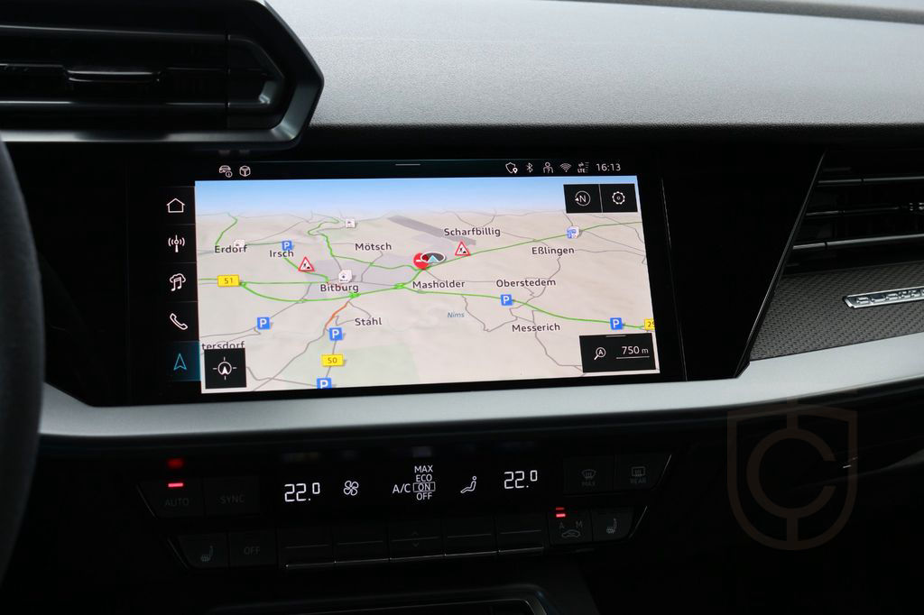 Audi RS3 Sportback/Pano/Matrix/Sportabg/Sonos/Schale