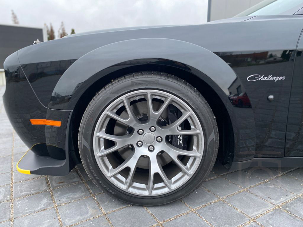 Dodge Challenger SRT Hellcat Redeye Wide Black Ghost