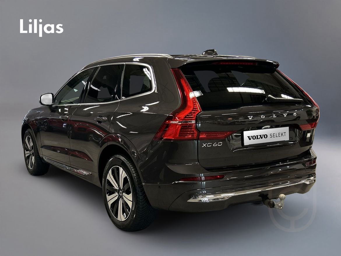 Volvo XC60 Recharge T6 II Core Edition
