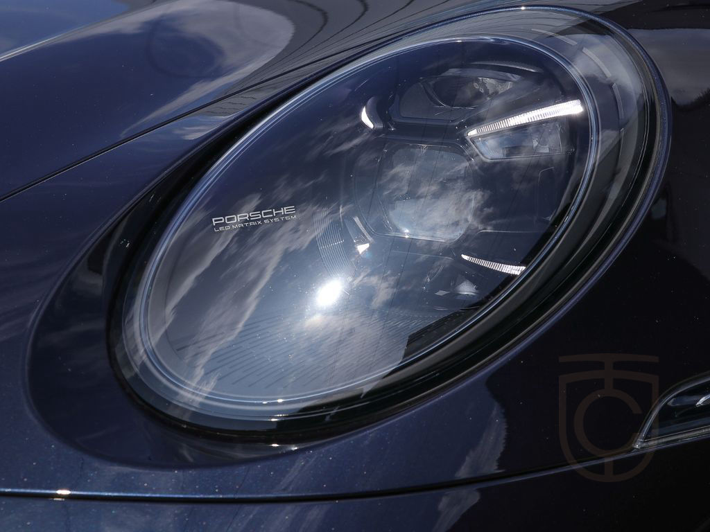 Porsche 992 911 Turbo S Cabrio Leder-crema Burmester