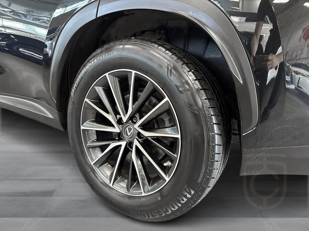 Lexus NX 350h AWD Business Teknikpaket