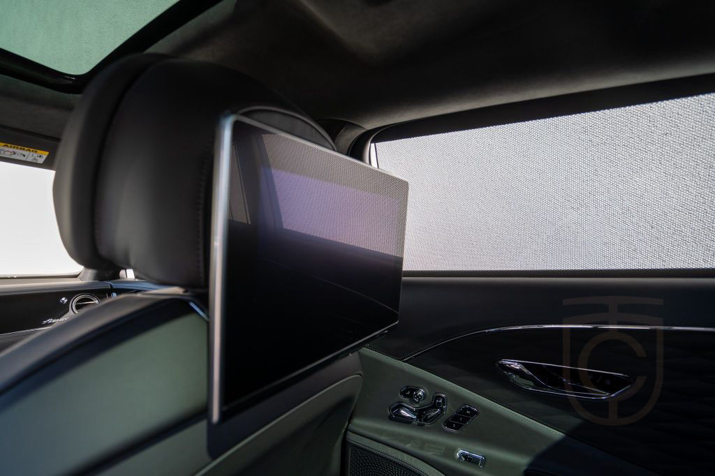 Bentley Flying Spur Azure V8 *Naim, Rotating Display*