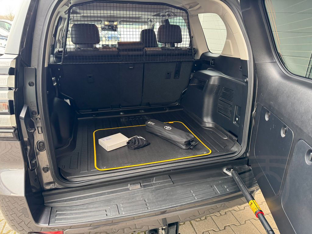 Toyota Land Cruiser TEC Edition AHK , Standheizung