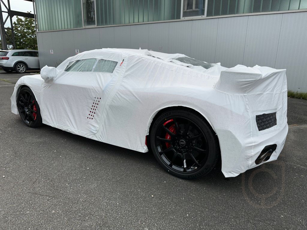 Audi R8 GT V10 RWD ~ 1 OF 333 ~ Tangorot Metallic
