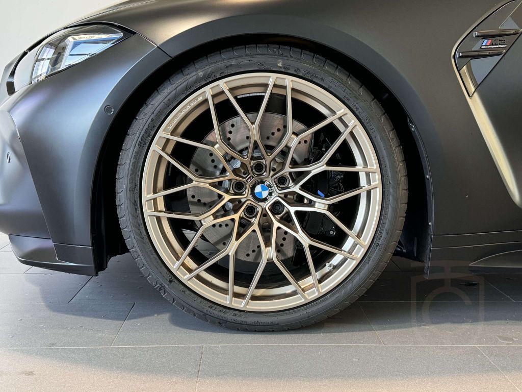 BMW M3 Competition FROZEN BLACK / EISENMANN / KW FED
