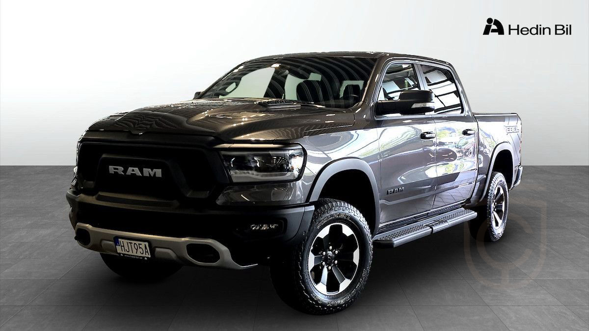 RAM 1500 Crew Cab 5.7 V8 HEMI Flex Fuel 4x4 TorqueFlite, 395