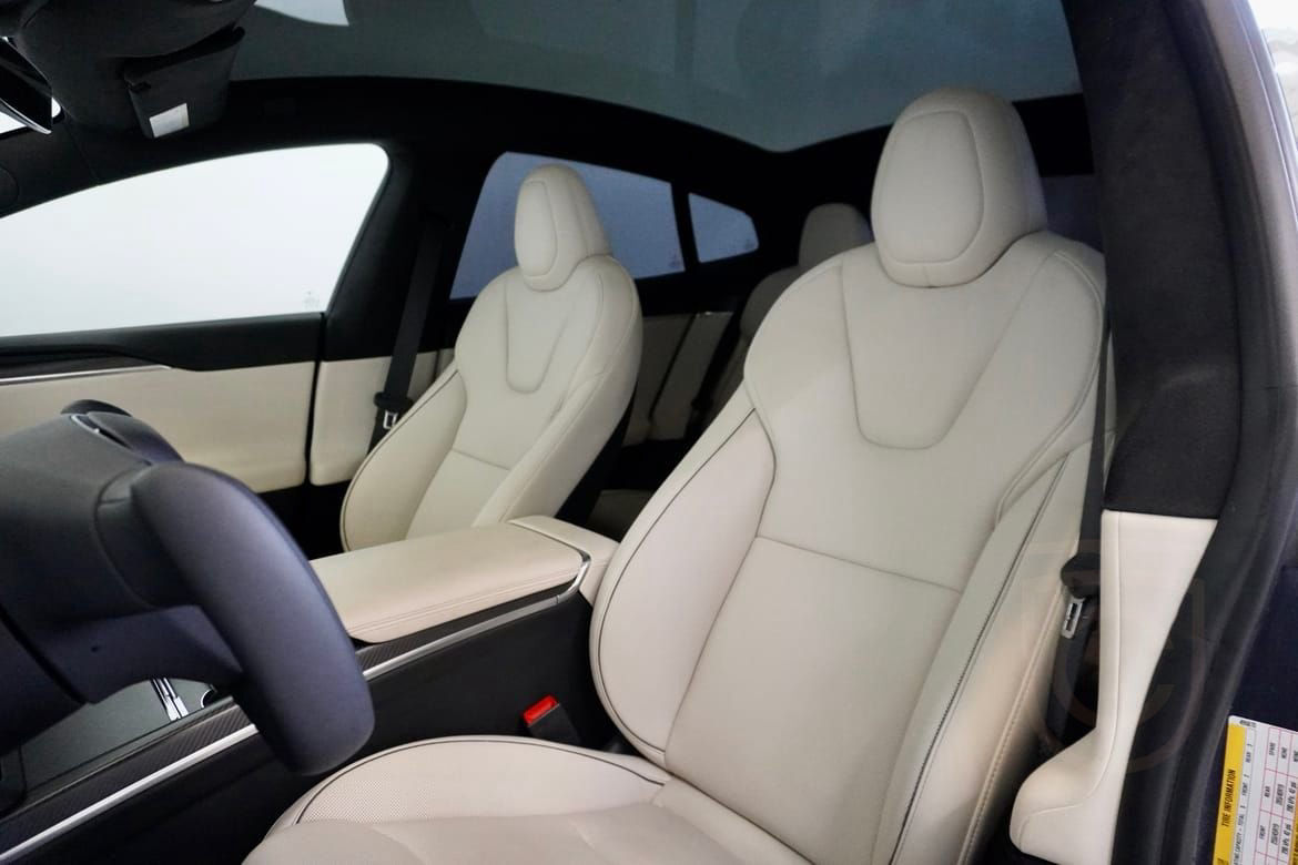 Tesla Model S Plaid