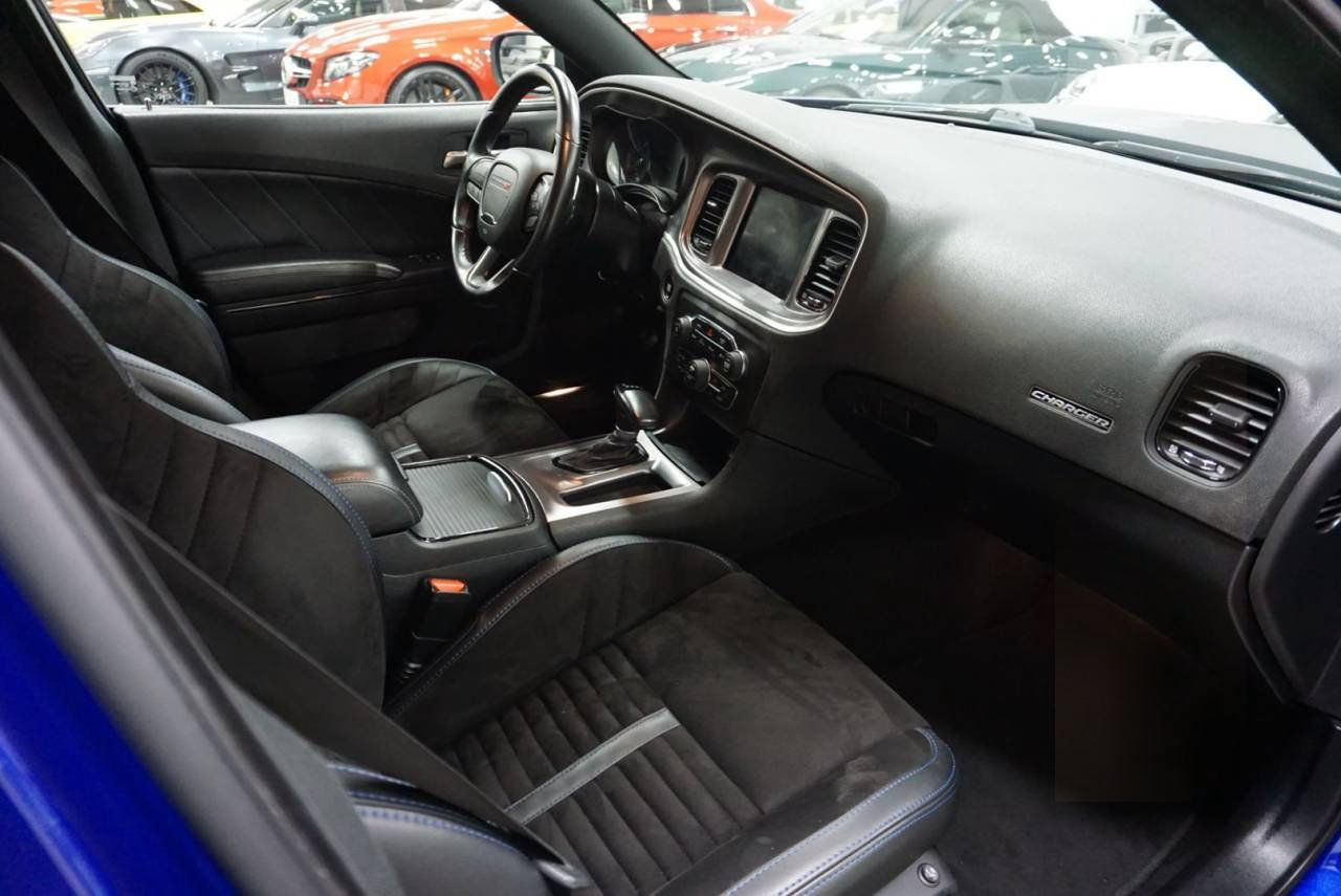 Dodge Charger R