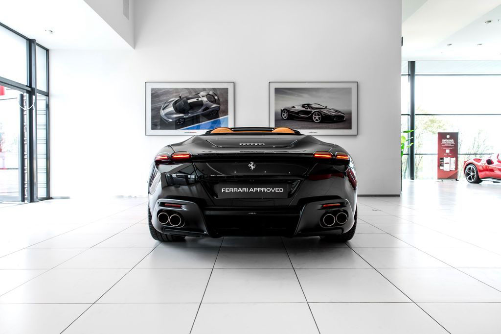 Ferrari Roma Spider ~Ferrari Munsterhuis~