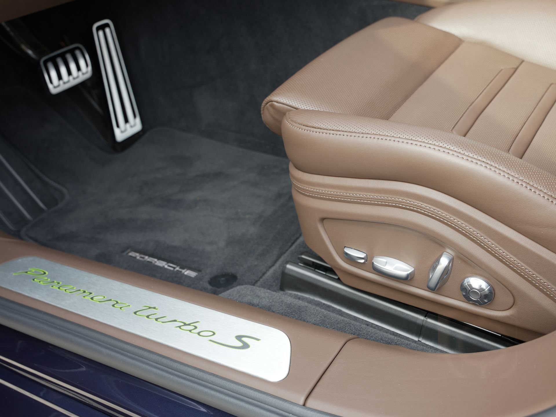 Porsche Panamera Turbo S E-Hybrid Sport Turismo