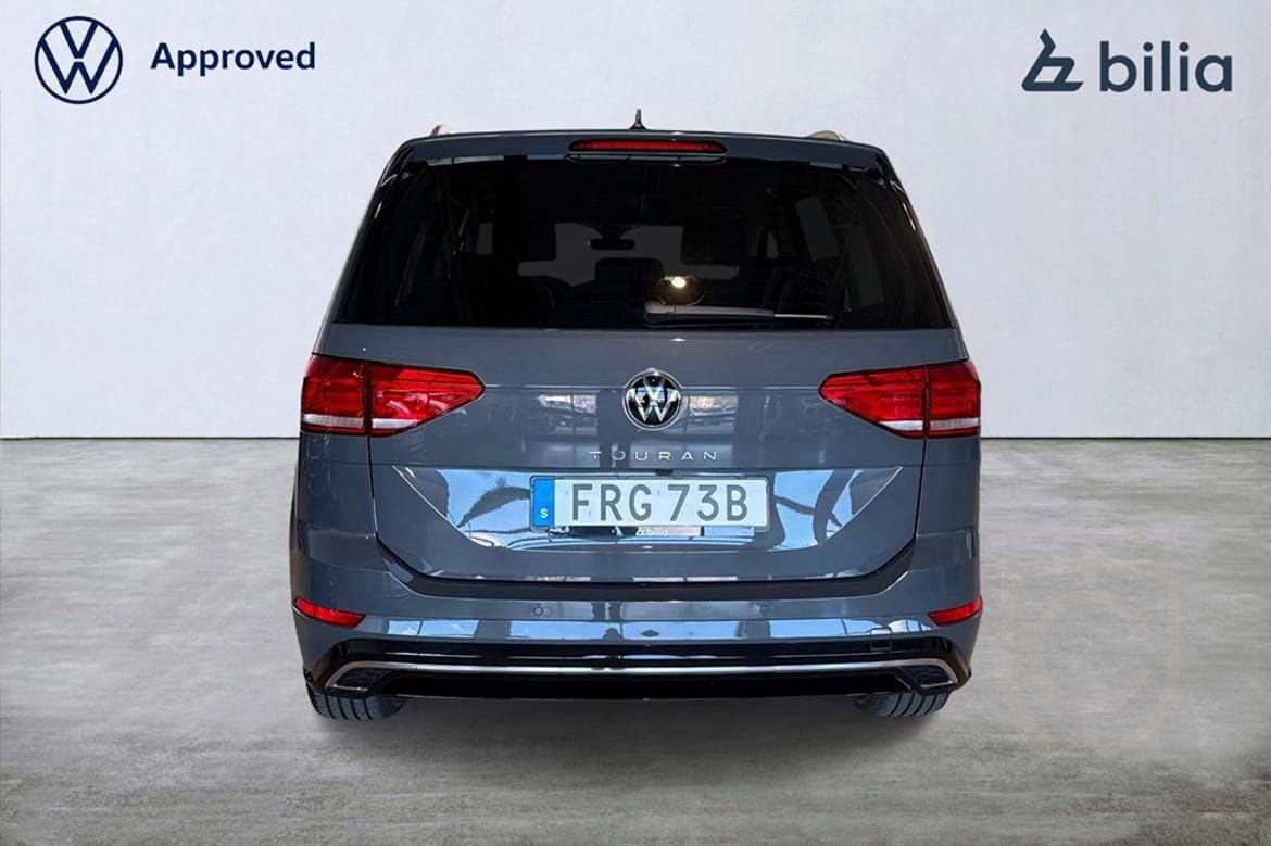 Volkswagen Touran 7-seater 1.5 TSI