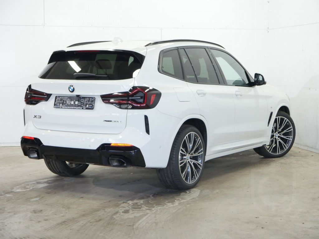 BMW X3 xDrive30d M Sport 21" eSitze ACC HUD Laser H&