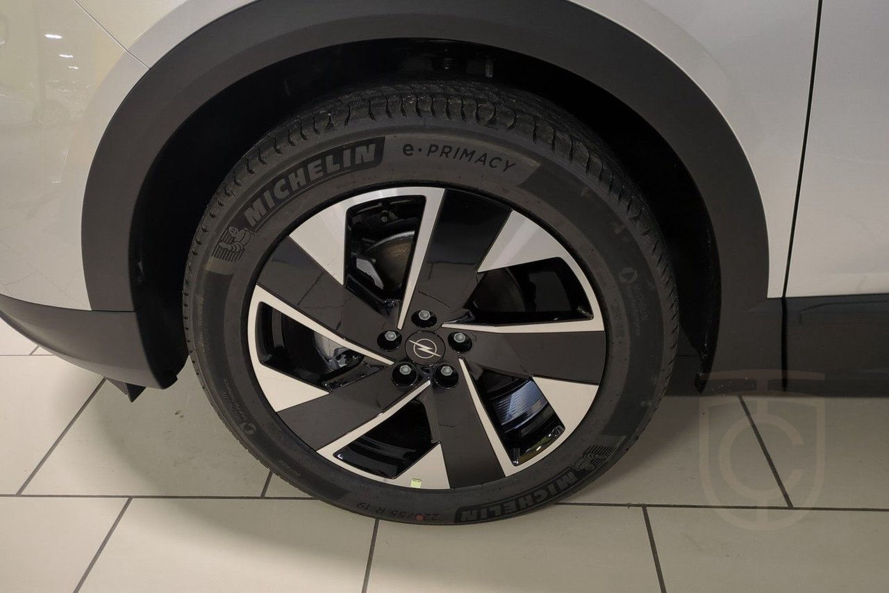 Opel Grandland Ultimate HYBRID