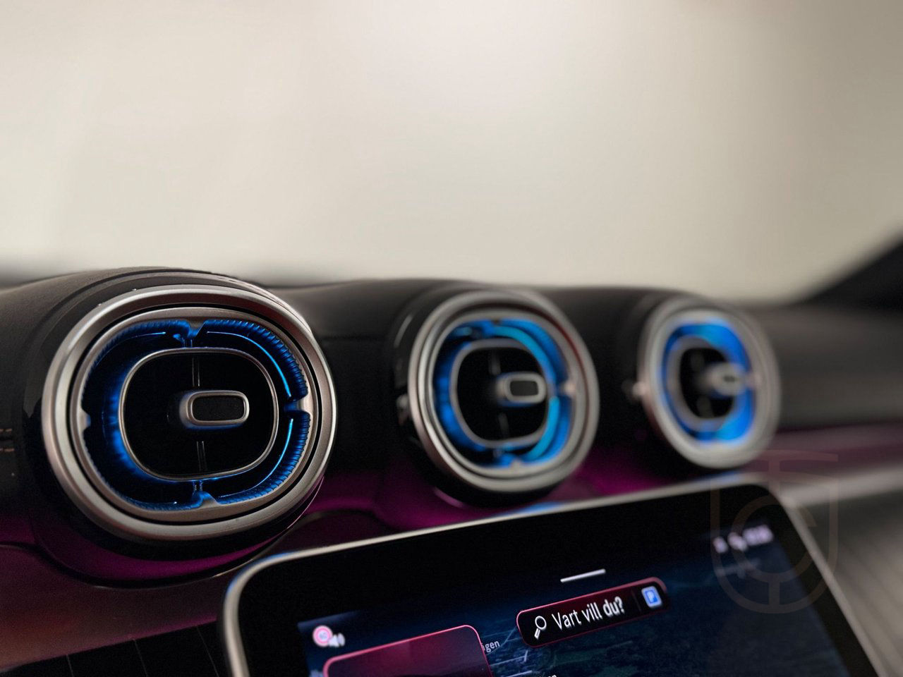 Mercedes-Benz C 200 4MATIC 9G-Tronic AMG Line