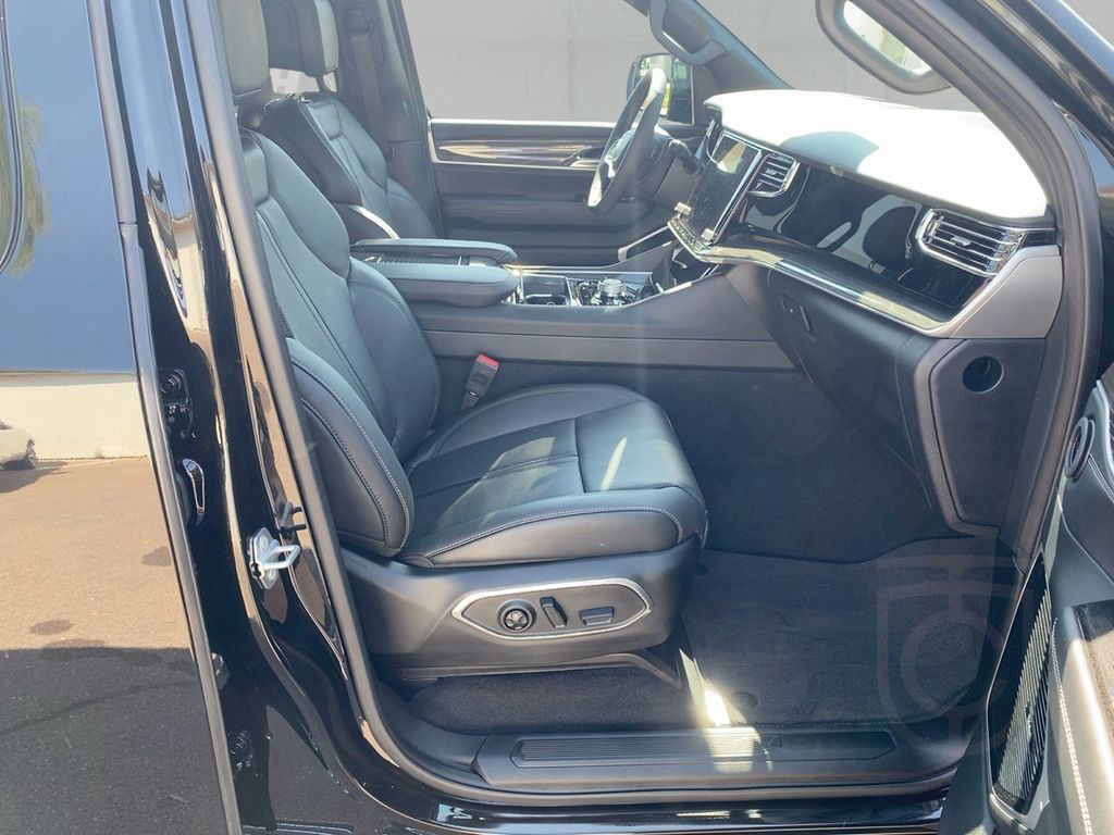Jeep Wagoneer 4X4 5.7l V8 Hemi E-Torque Serie III