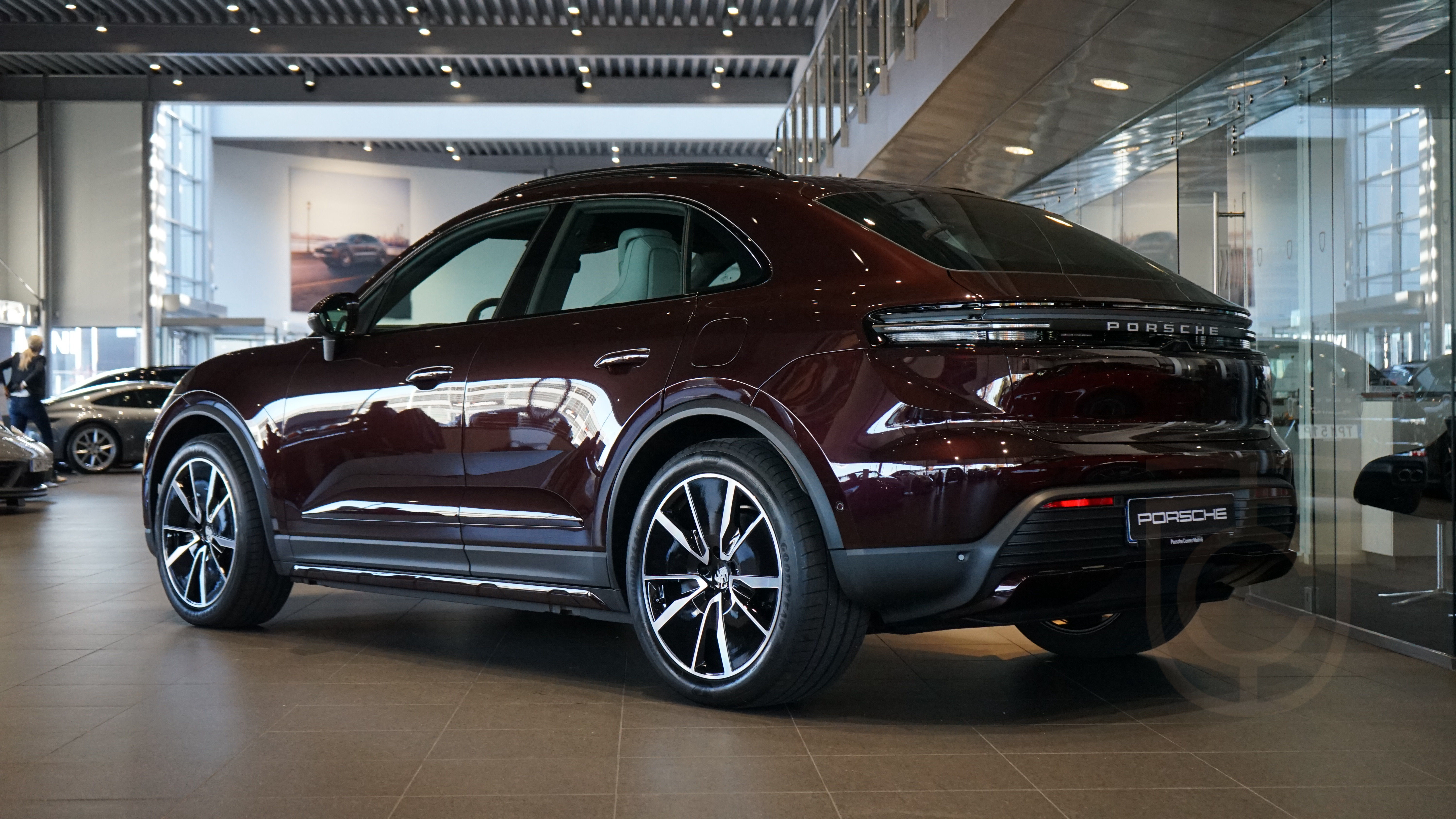 Porsche Macan 4 Electric