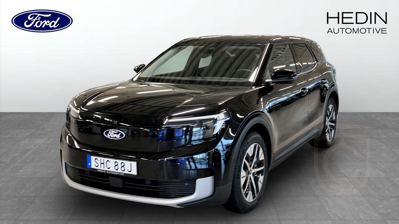 Ford Explorer Long Range,