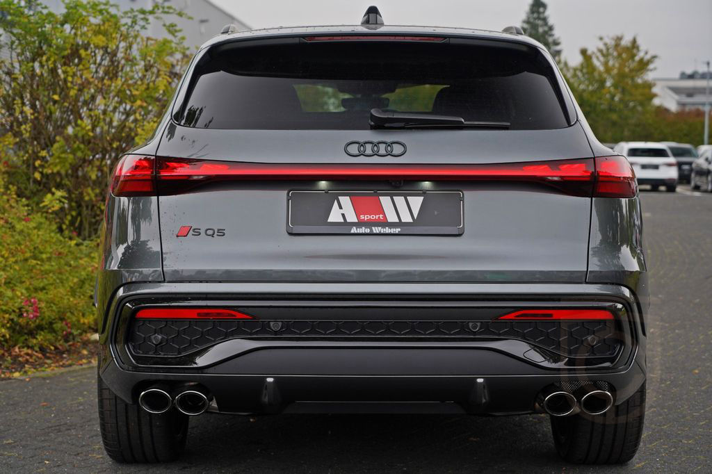 Audi SQ5 PANO LUFTFEDER TECH PRO MMI PRO STD.HZG AHK