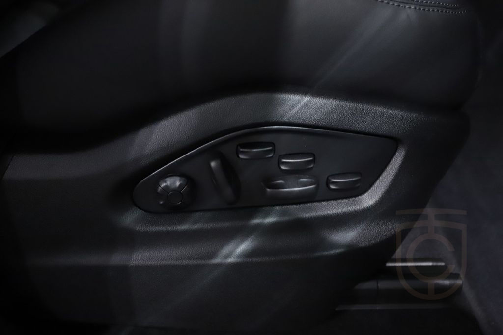 Porsche Cayenne Coupe E-Hybrid*SportDesign*SpAbg*PASM