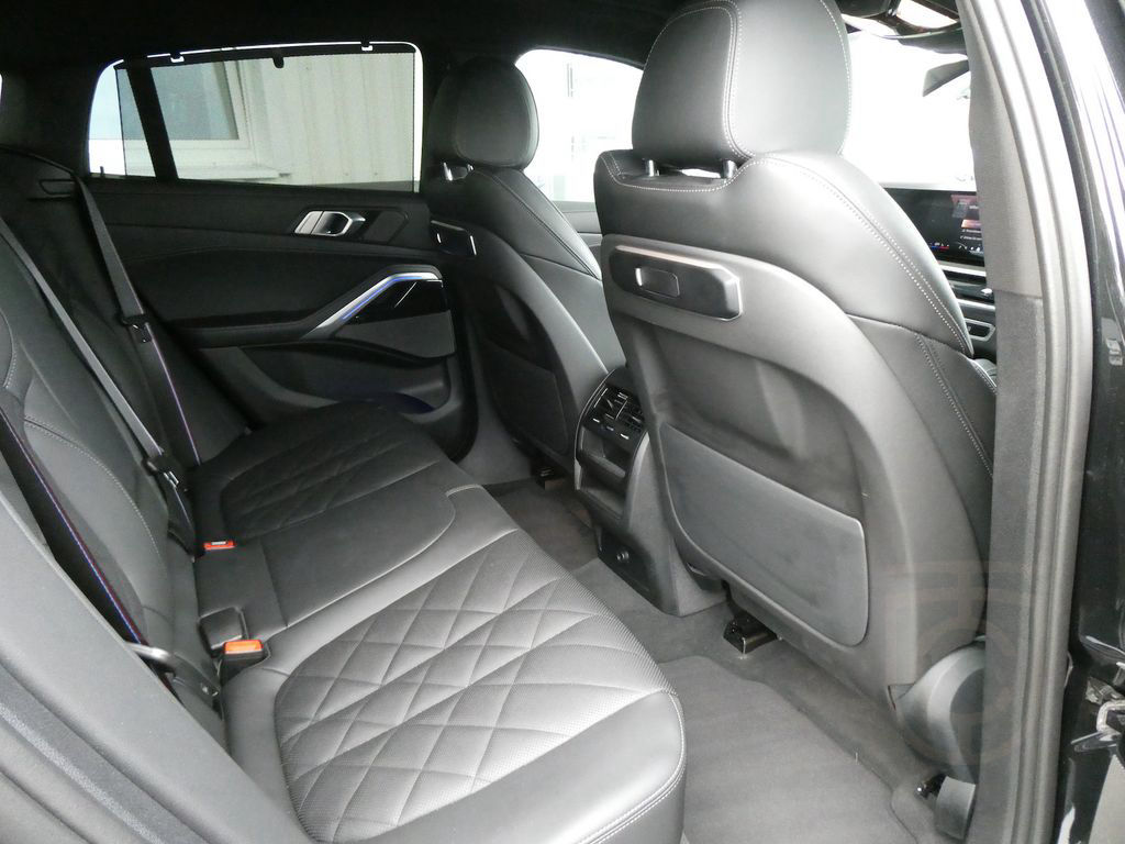 BMW X6 40 i xDrive M Sport Pro, 360°, H&K, Panorama