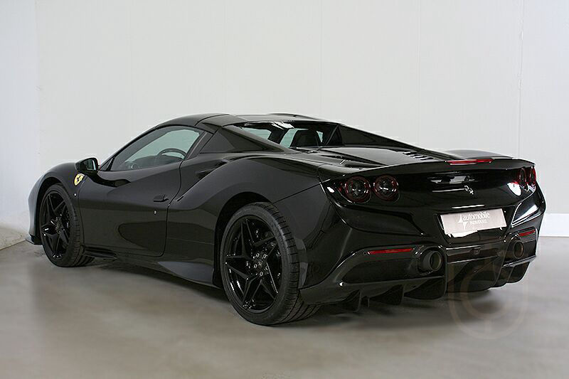 Ferrari F8 Spider Carbon Liftsystem BeifahrerDisplay