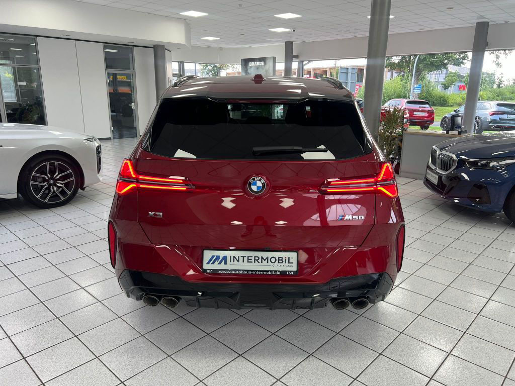 BMW X3 M50 xD*PANO*H-K*STHZG*MEMO*ICONIC*AHK*360°