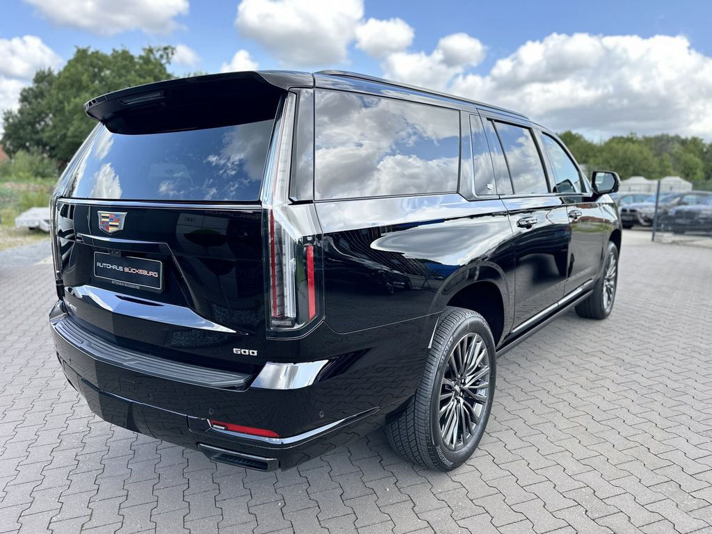 Cadillac Escalade MY25 ESV Sport Platinum Langversion