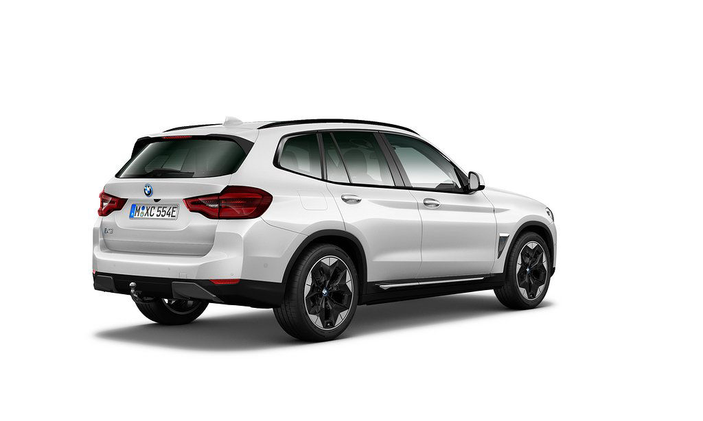 BMW iX3 Elbil / Charged Plus / Panoramatak / Dragkrok
