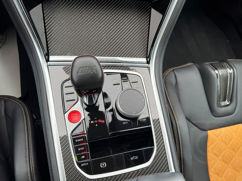 BMW M8 Cabrio Competition xDrive/Schalen/NP 214.329€