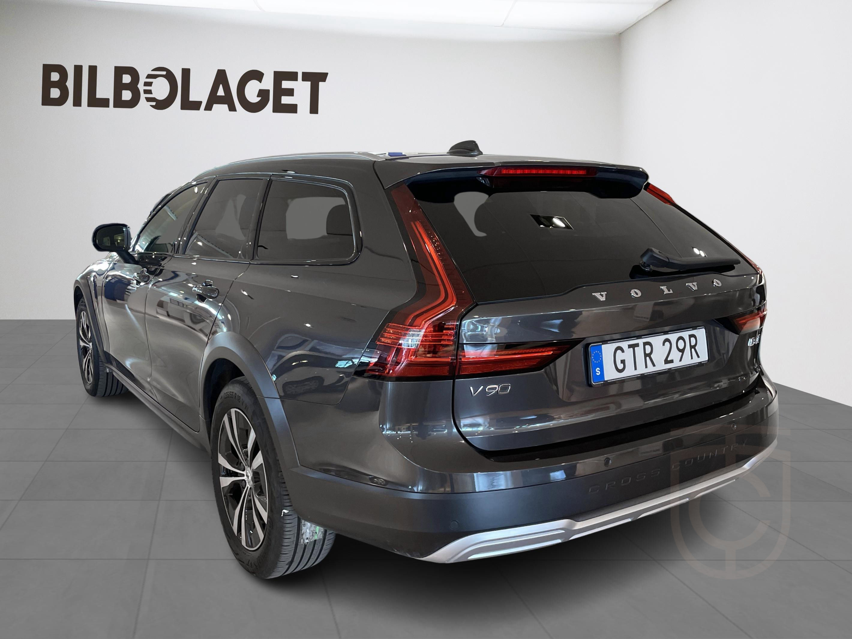 Volvo V90 Cross Country