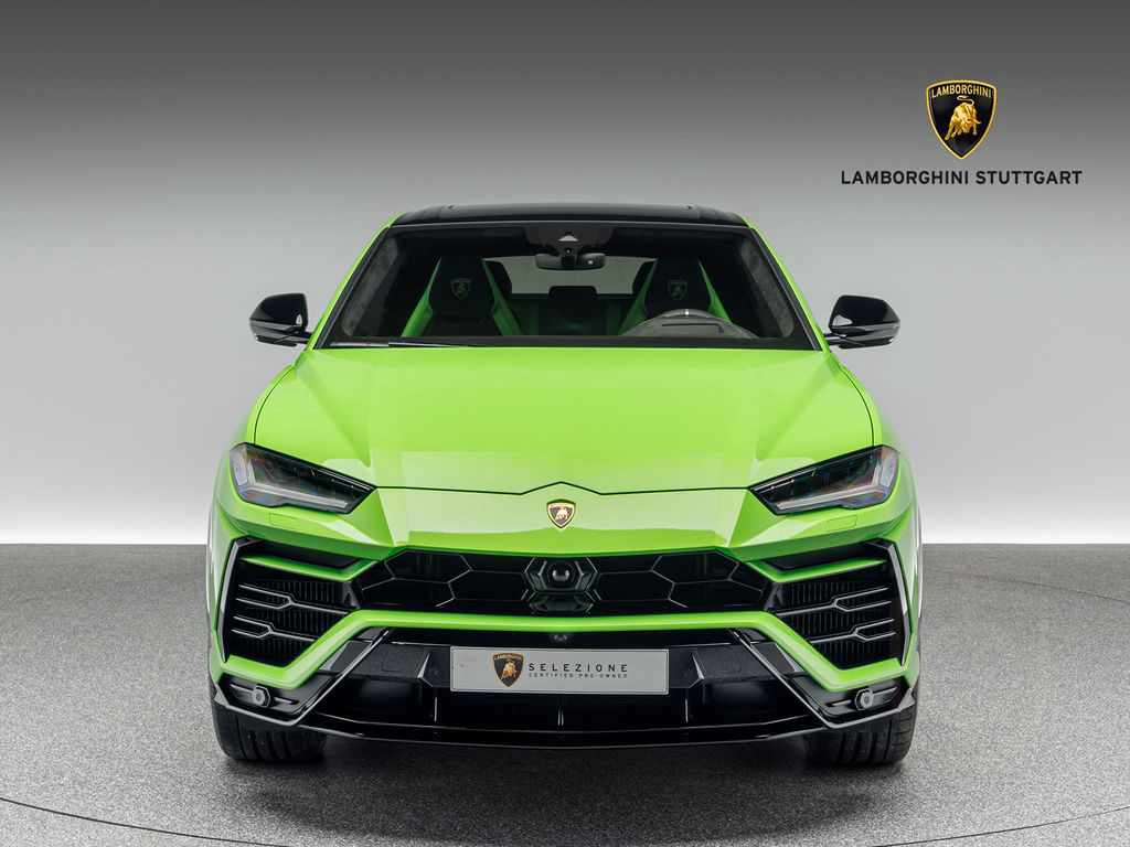 Lamborghini Urus Pearl Capsule