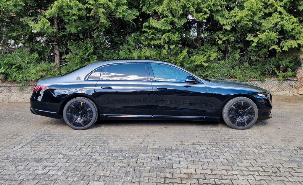 Mercedes-Benz Maybach S 680 NIGHT SERIES FIRST-CLASS