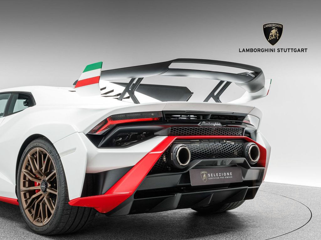 Lamborghini Huracán STO