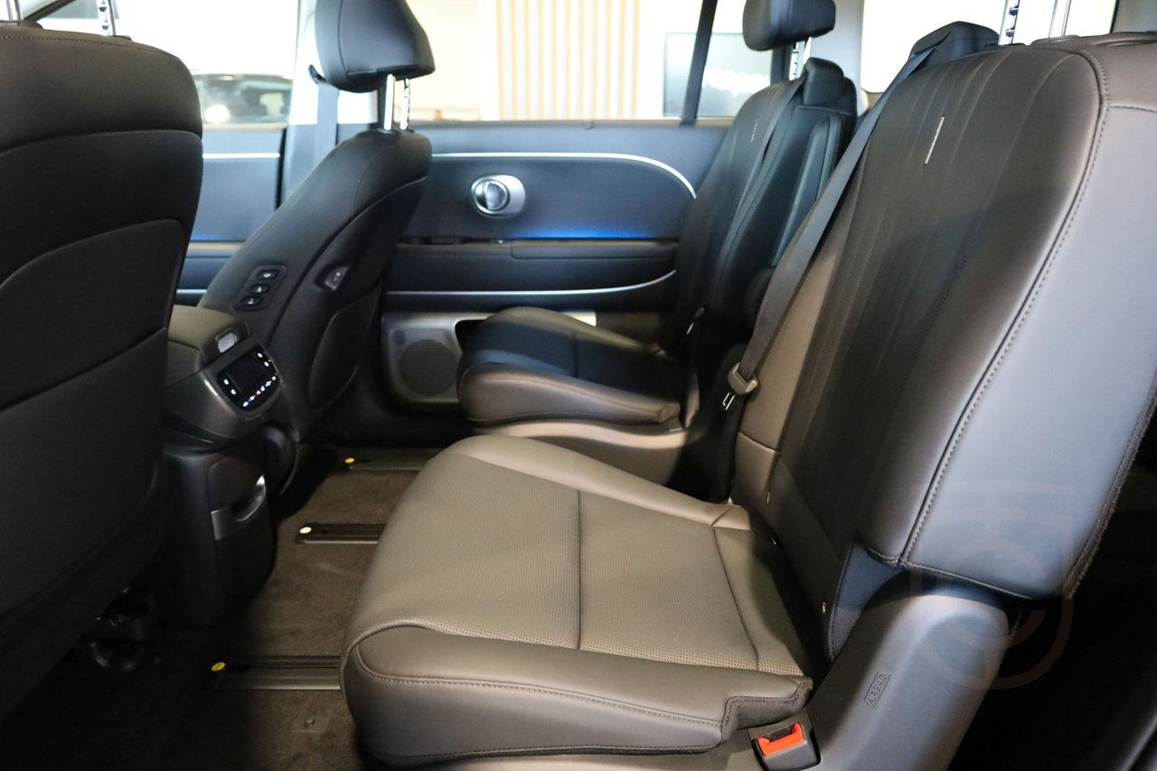 Hyundai IONIQ 9  Calligraphy Line AWD