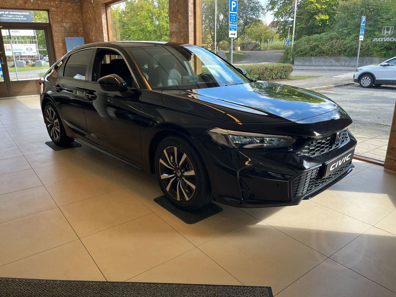 Honda Civic e:HEV e-CVT Elegance