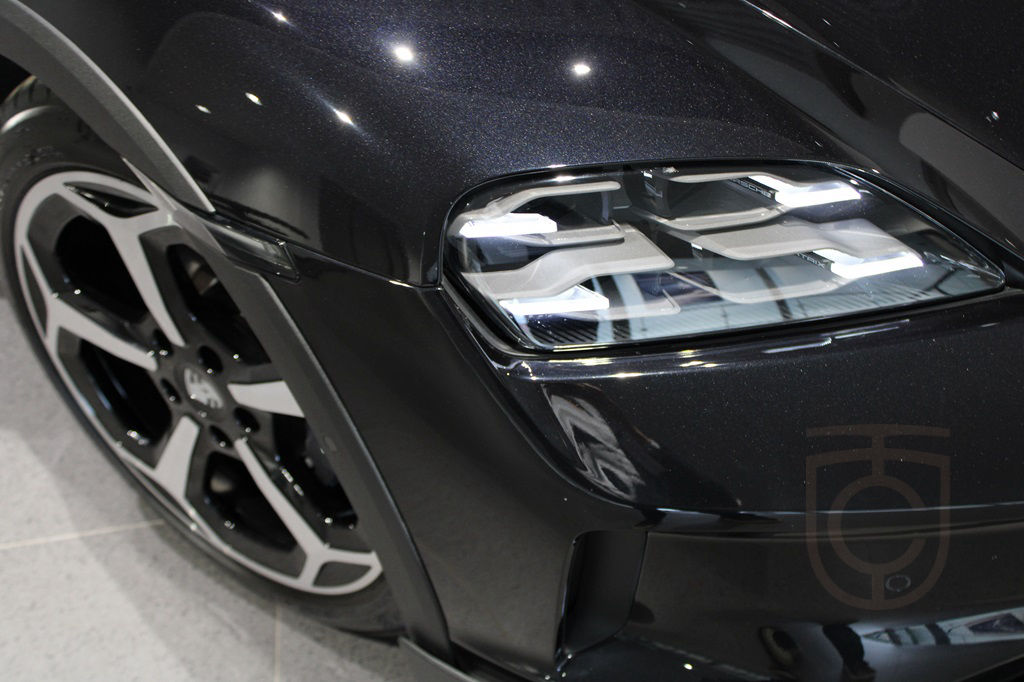 Porsche Taycan 4 Cross Turismo