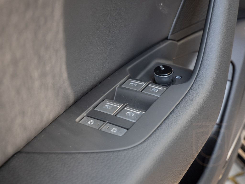 Audi S6 Avant TDI quattro MATRIX NAVI AHK B&O STANDHZ