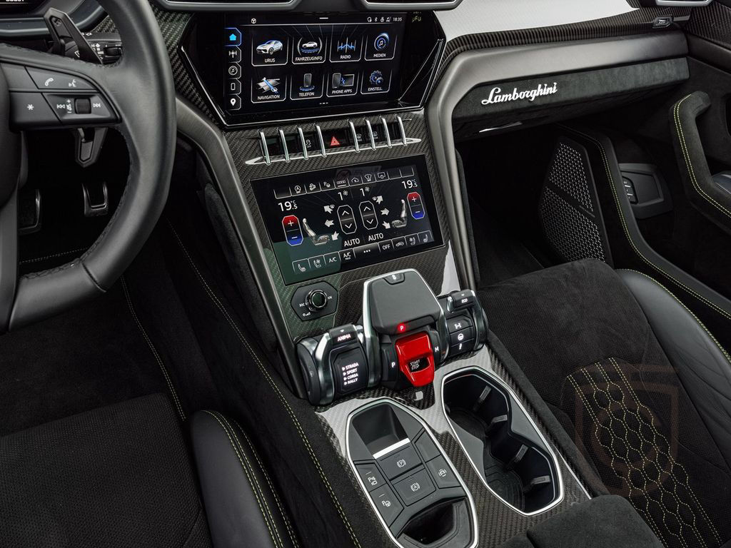 Lamborghini Urus Performante