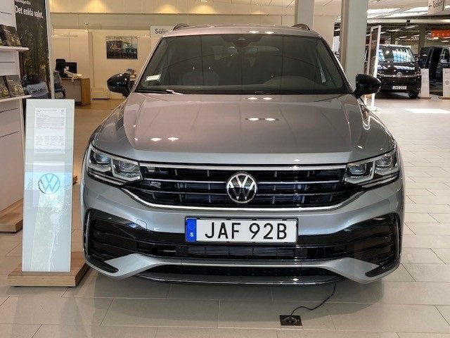 Volkswagen Tiguan Allspace R-LINE 2.0 TSI 4MOTION
