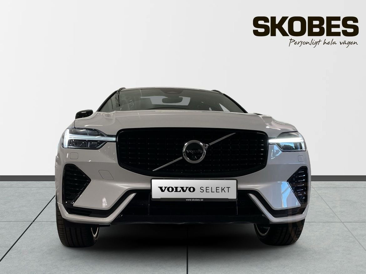 Volvo XC60 T8 Plus Dark