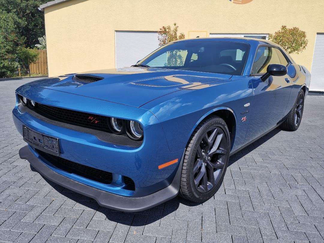 Dodge Challenger 5.7 Hemi