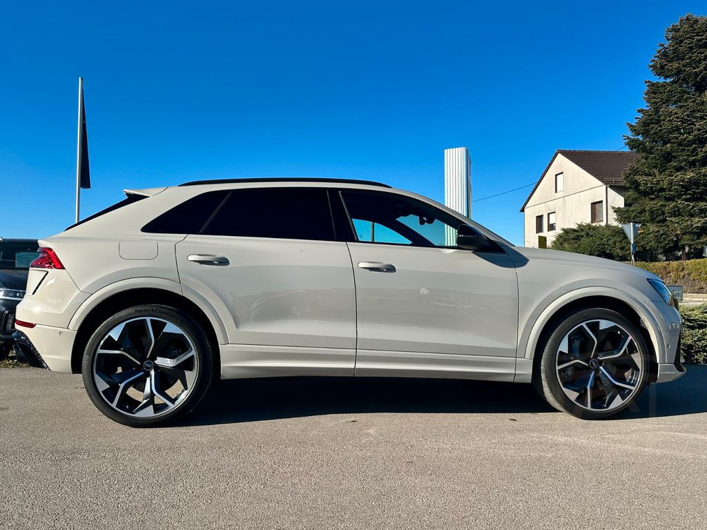 Audi RSQ8 4.0 TFSI Keramik|Dynamik+|RS-Abgas|Pano|HD